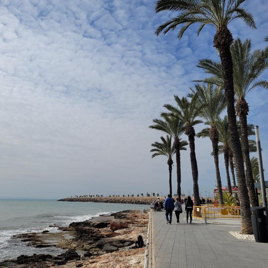 Apartament Perla Del Mar 또레비에하 외부 사진
